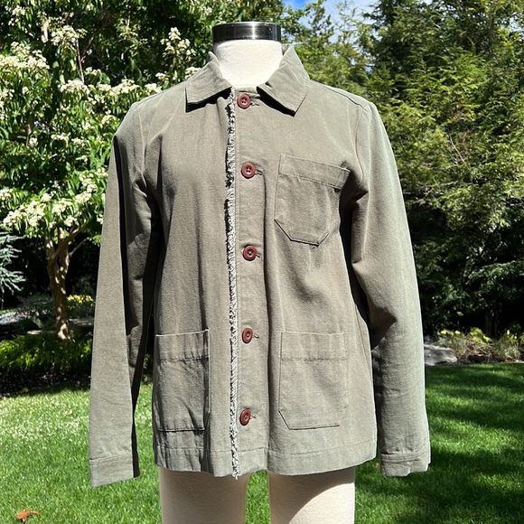 Hunter green denim embroidered jacket by Leo & Sage. Size medium - Picture 3 of 6